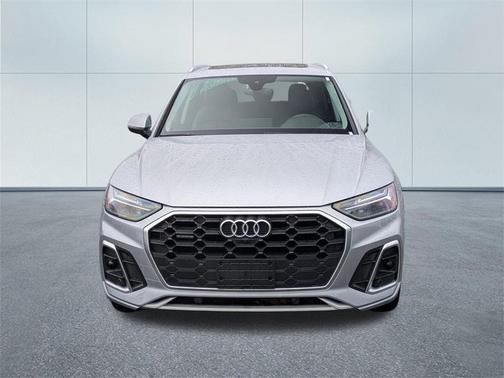 2022 Audi Q5 45 S line Premium Plus