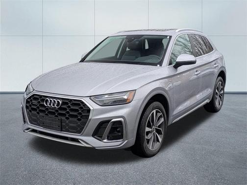 2022 Audi Q5 45 S line Premium Plus