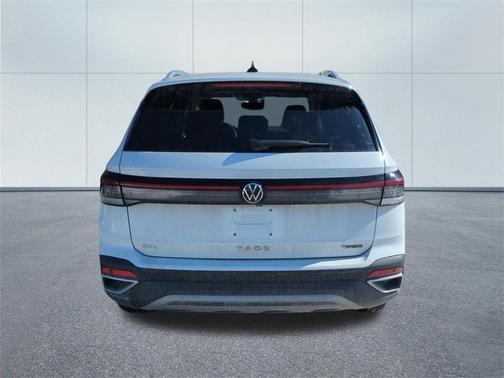 2025 Volkswagen Taos 1.5T SEL