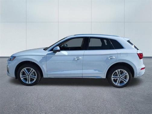 2024 Audi Q5 e 55 S line quattro Premium