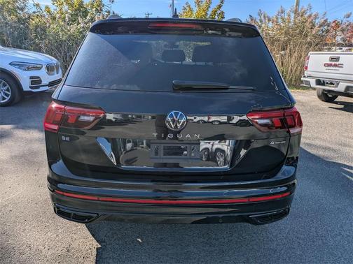 2024 Volkswagen Tiguan 2.0T SE R-Line Black