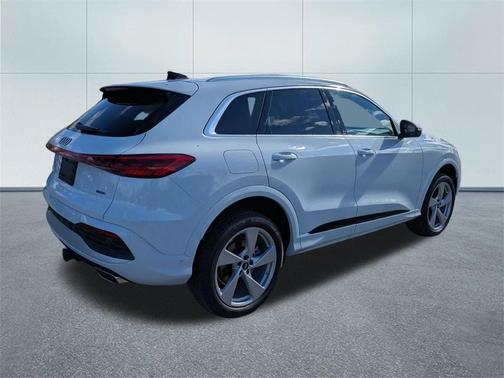 2025 Audi Q5 2.0T quattro Premium