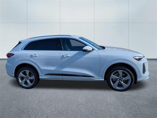 2025 Audi Q5 2.0T quattro Premium