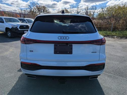 2025 Audi Q5 2.0T quattro Premium