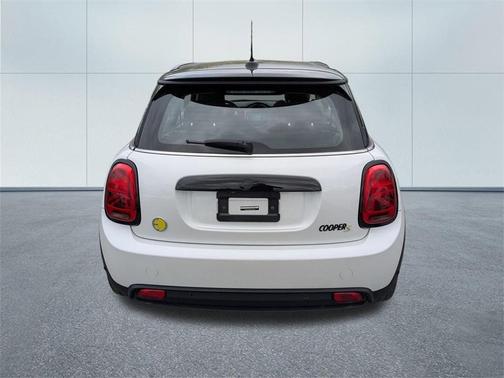 2024 MINI SE Hardtop Cooper