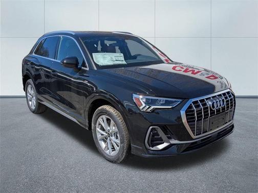 2025 Audi Q3 45 S line Premium