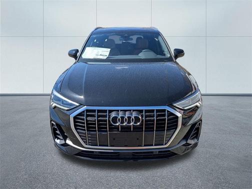 2025 Audi Q3 45 S line Premium