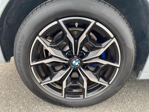 2023 BMW X3 M40i