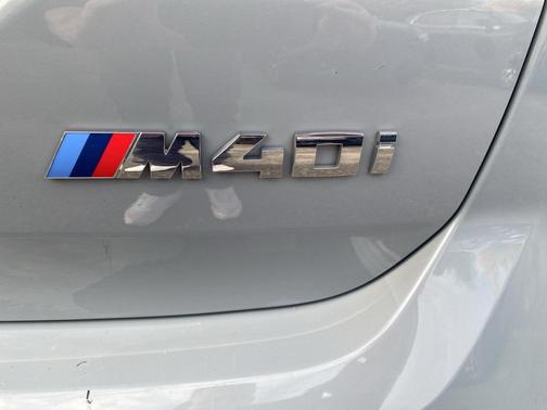 2023 BMW X3 M40i
