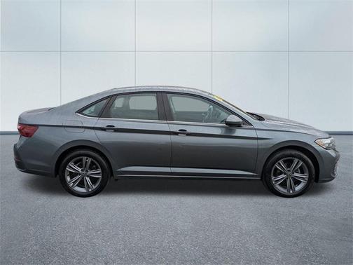 2022 Volkswagen Jetta 1.5T SE