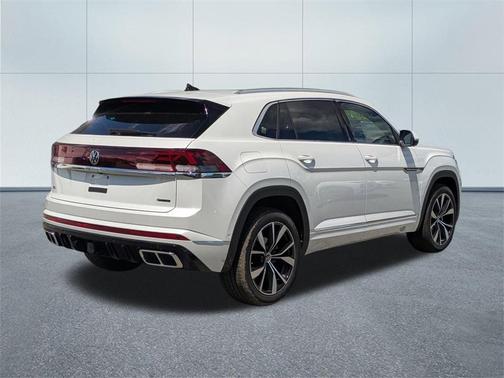 2025 Volkswagen Atlas Cross Sport 2.0T SEL Premium R-Line