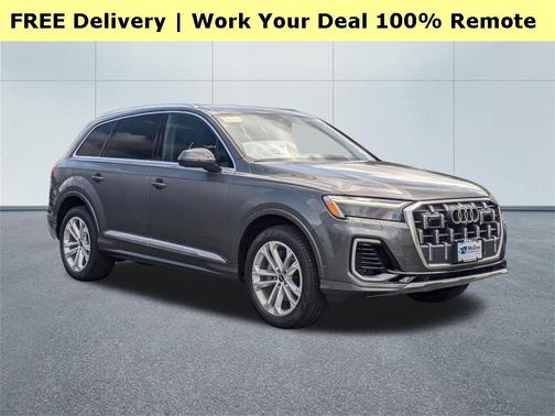 2025 Audi Q7 55 Premium