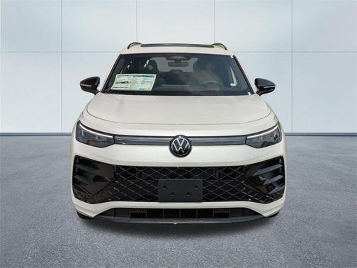 2025 Volkswagen Tiguan 2.0T SE R-Line Black