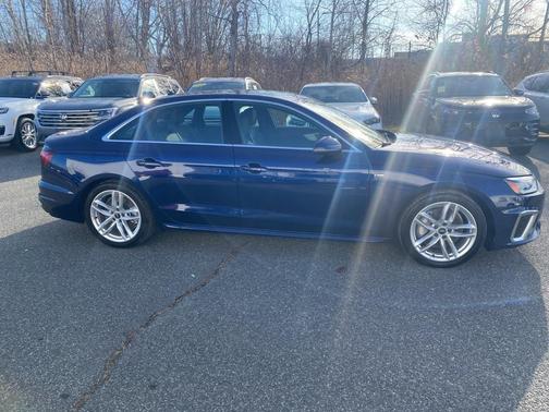 2023 Audi A4 45 S line Premium Plus