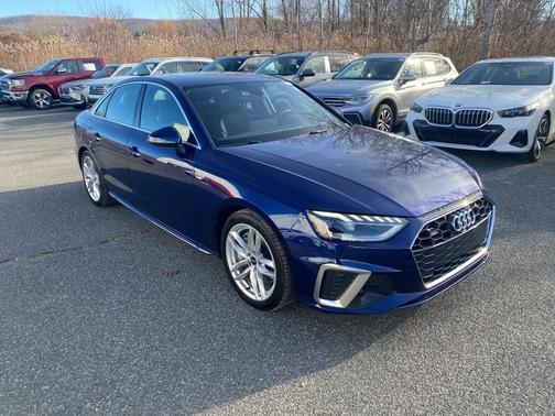 2023 Audi A4 45 S line Premium Plus
