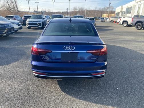 2023 Audi A4 45 S line Premium Plus