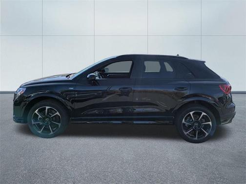 2025 Audi Q3 45 S line Premium