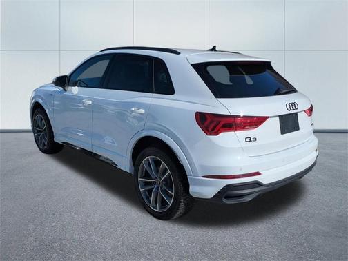 2025 Audi Q3 45 S line Premium