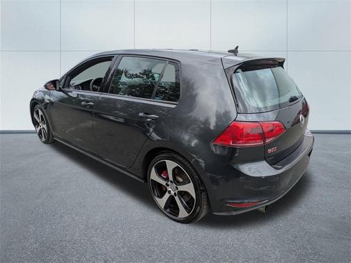 2017 Volkswagen Golf GTI SE 4-Door