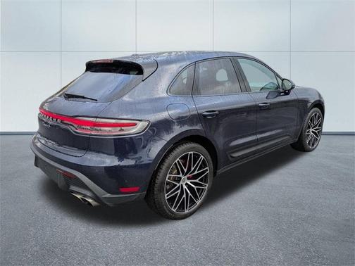2022 Porsche Macan S
