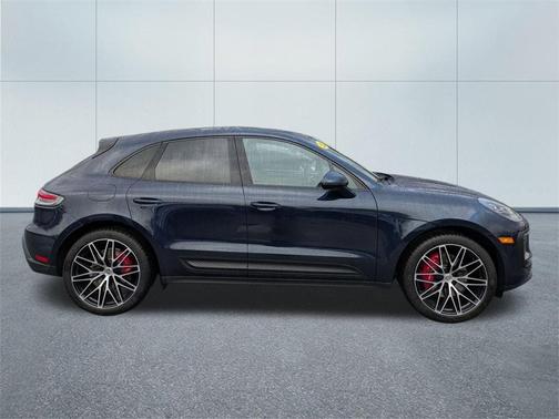 2022 Porsche Macan S