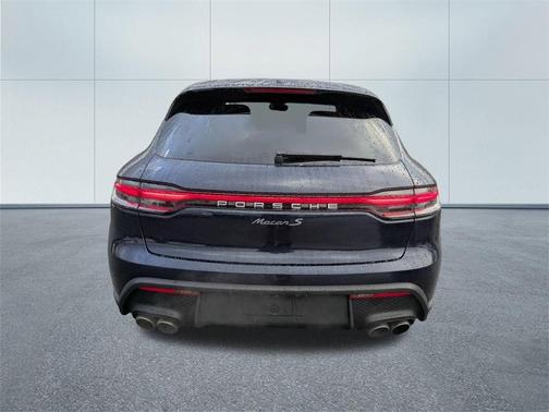 2022 Porsche Macan S