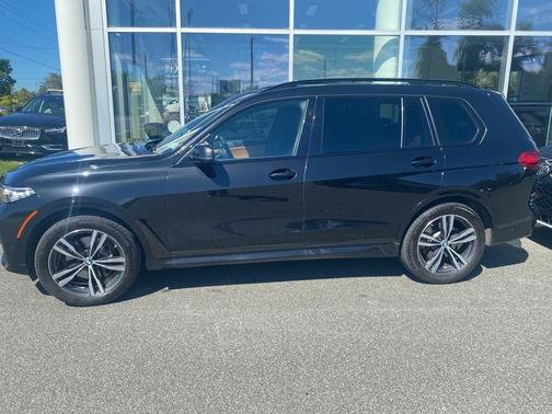 2021 BMW X7 xDrive40i