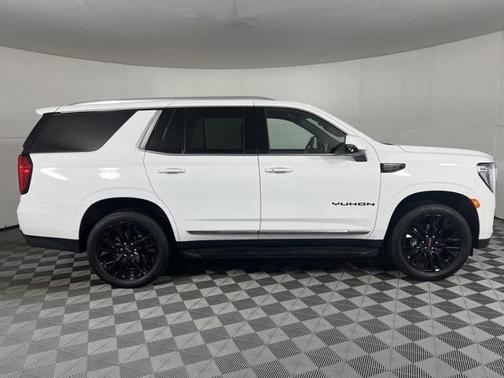 2024 GMC Yukon SLT