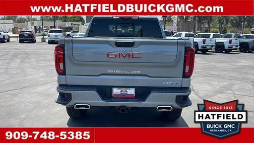 2025 GMC Sierra 1500 AT4