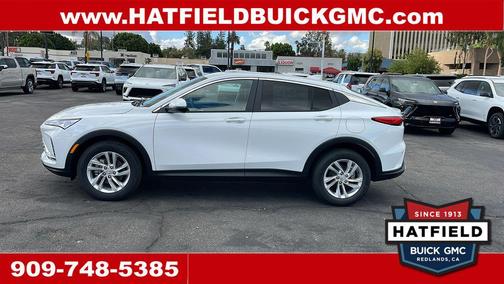 Summit White 2026 Buick Envista Preferred FWD
