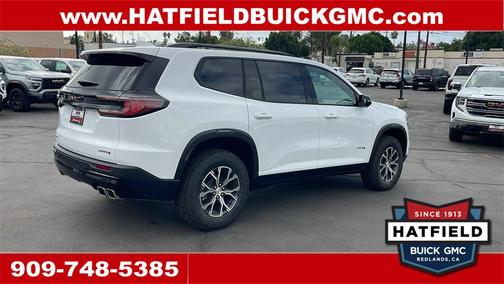 2026 GMC Acadia AWD AT4