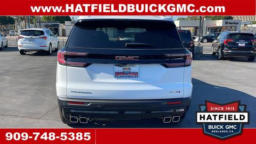 2026 GMC Acadia AWD AT4