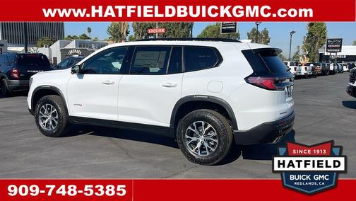 2026 GMC Acadia AWD AT4