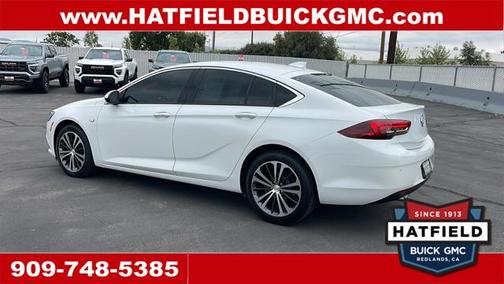 2020 Buick Regal Sportback FWD Essence