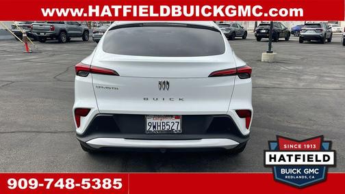 Summit White 2026 Buick Envista Preferred FWD