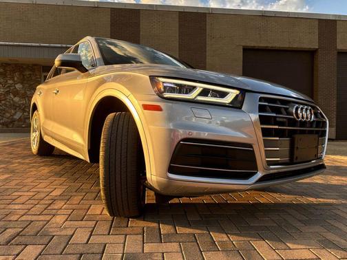 2018 Audi Q5 2.0T Tech Premium