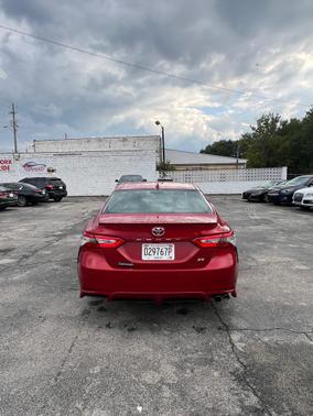 2019 Toyota Camry SE