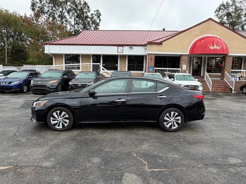 2023 Nissan Altima S FWD