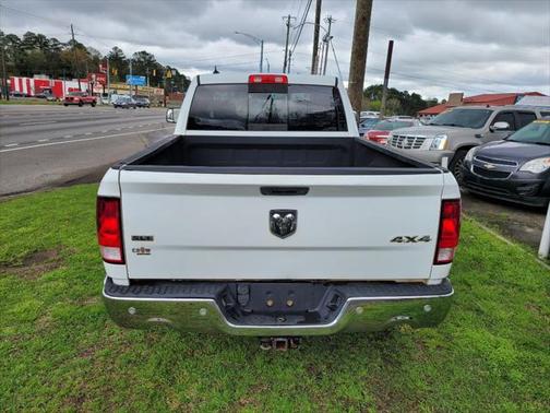 2015 RAM 1500 SLT