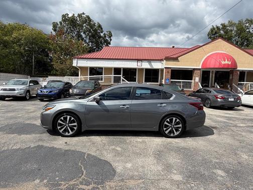 2017 Nissan Altima 2.5 SR