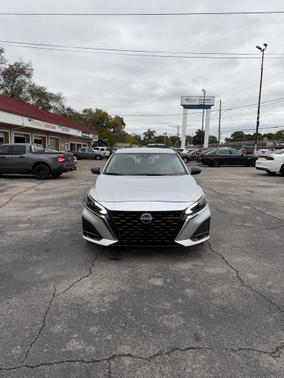 2024 Nissan Altima SR FWD