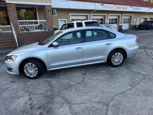 2014 Volkswagen Passat 2.5L S