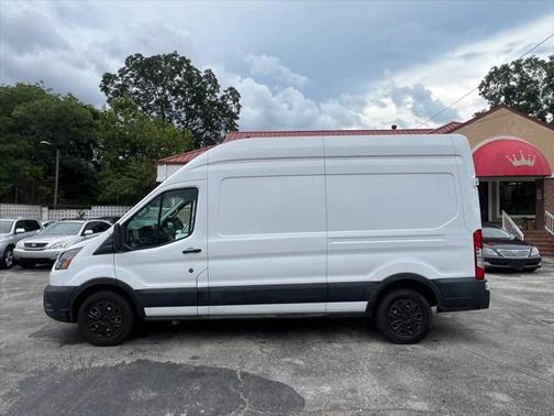 2022 Ford Transit-250 Base