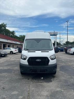 2022 Ford Transit-250 Base