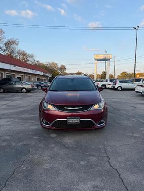 2019 Chrysler Pacifica Touring L