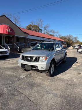 2008 Nissan Frontier LE Crew Cab