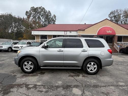 2008 Toyota Sequoia SR5