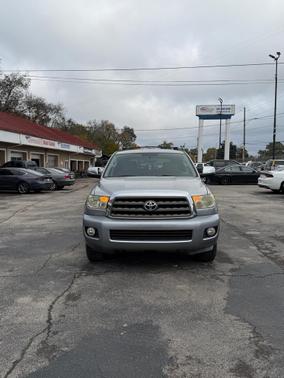 2008 Toyota Sequoia SR5