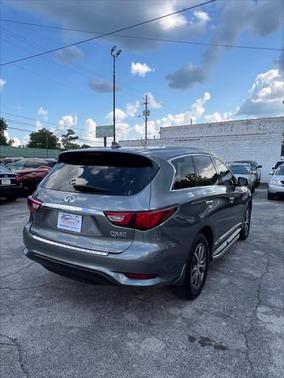 2017 INFINITI QX60 Base