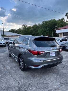 2017 INFINITI QX60 Base